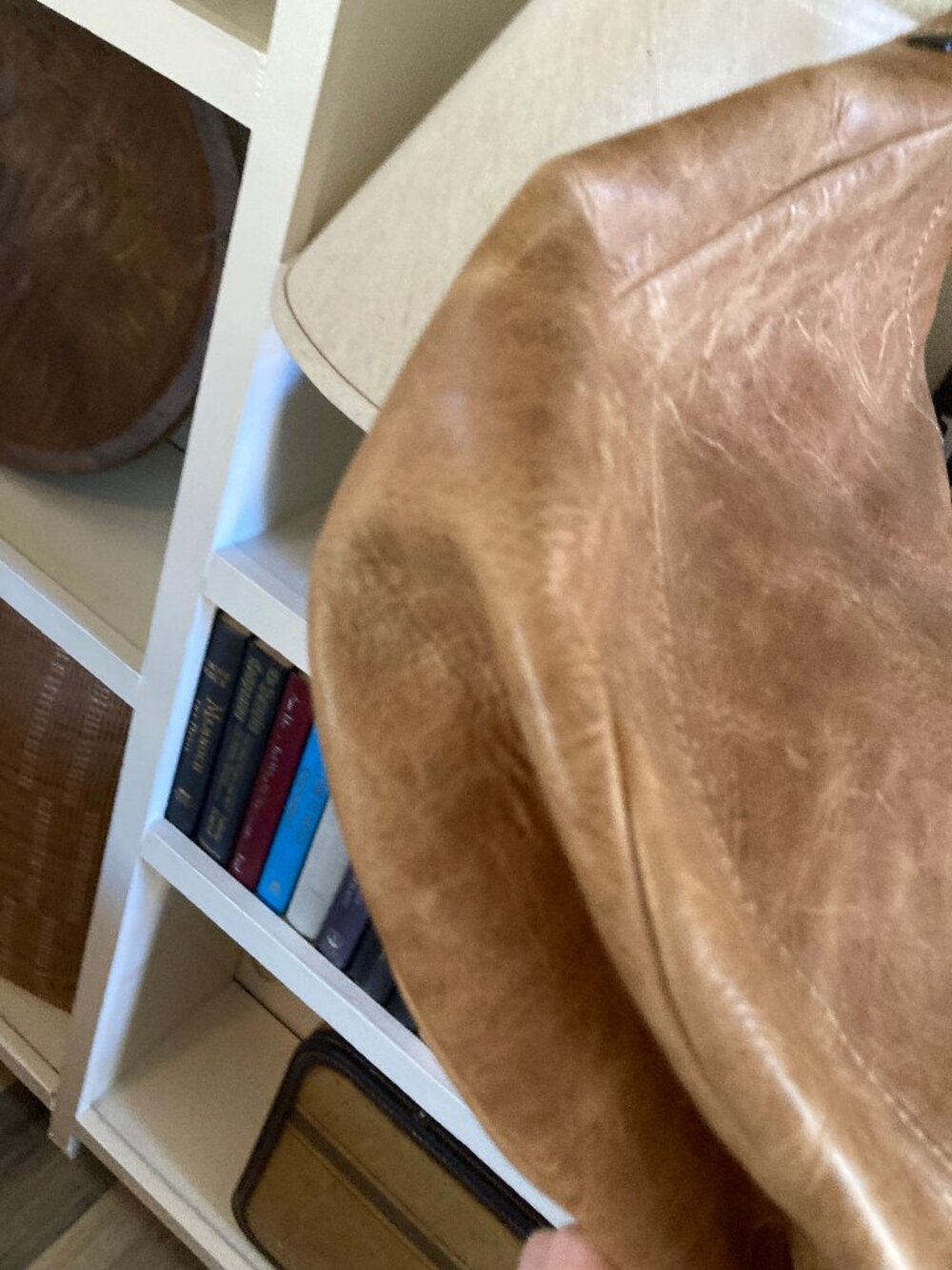 FryeMelissa Genuine Beige Leather Slouchy Hobo Shoulder Bag Org. $388 - Picture 6 of 9